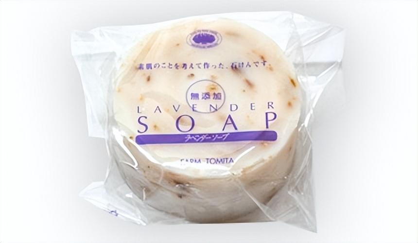 北海道优惠纪念品：薰衣草精油皂、牛奶罐洗衣粉