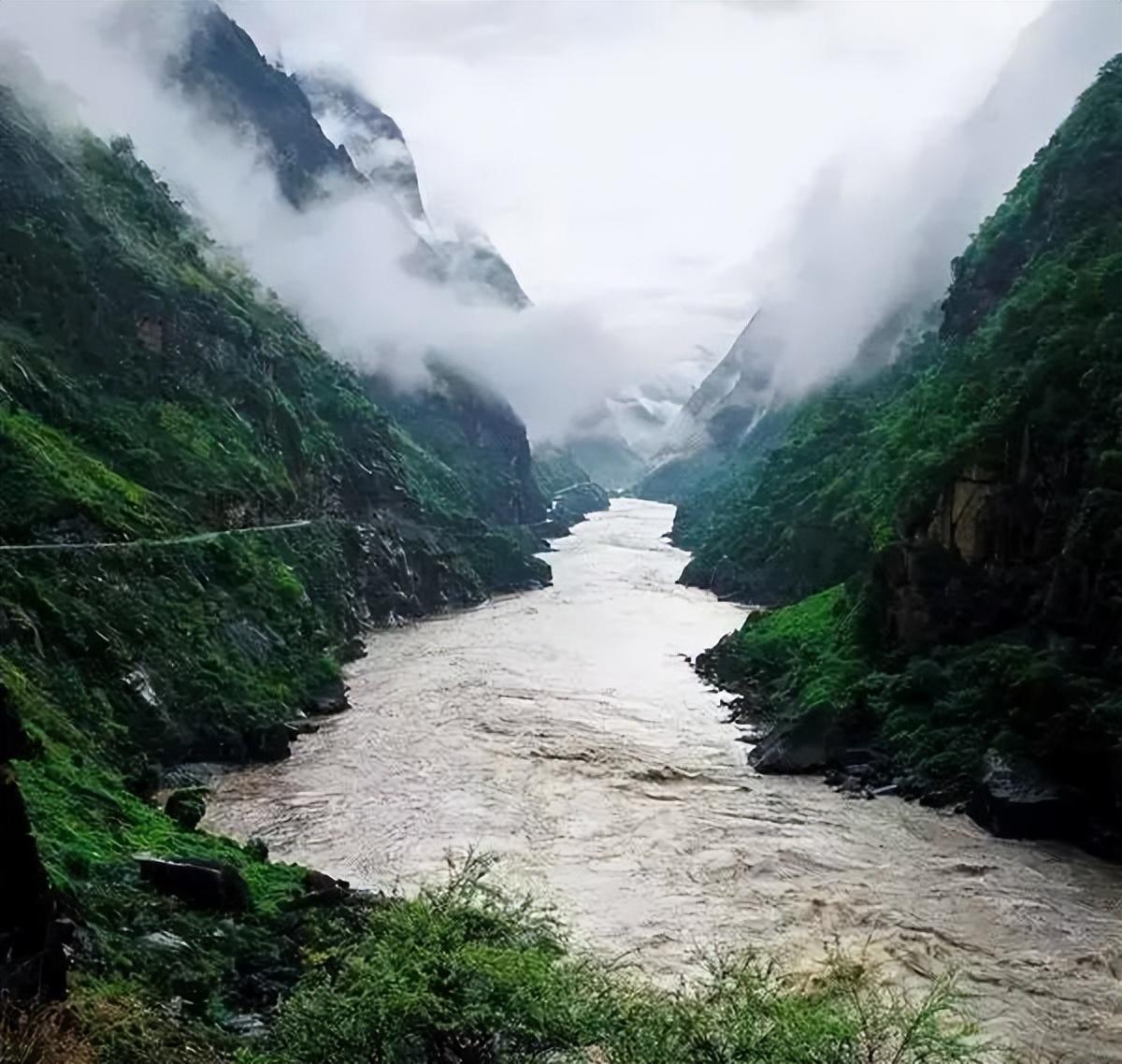 比西藏还西藏！甘孜是一个绝美隐世的旅游胜地