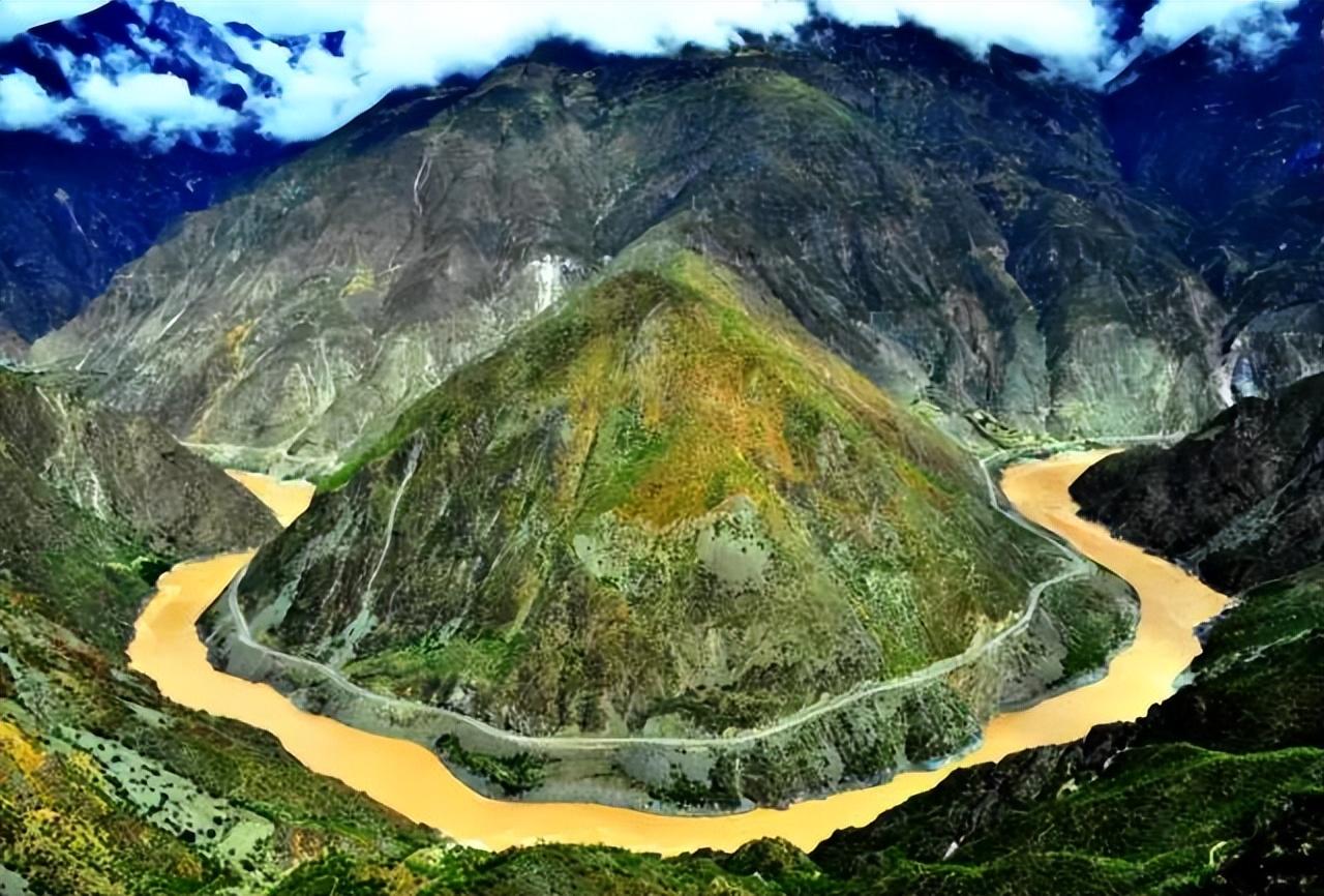 比西藏还西藏！甘孜是一个绝美隐世的旅游胜地