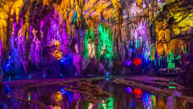 贵州旅游必去的景点 贵州旅游十大景点排名