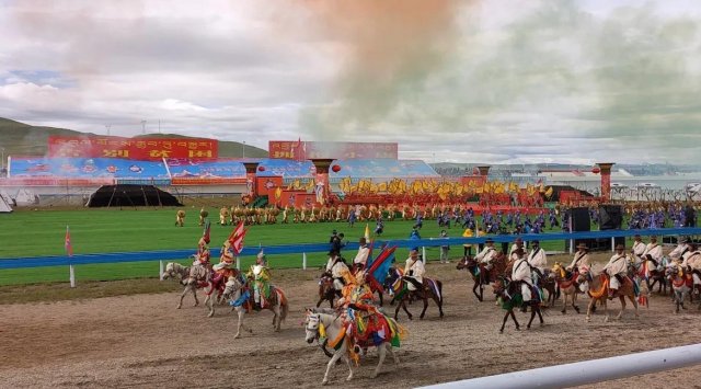 理塘天空之城的由来 理塘旅游景点介绍