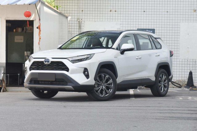 丰田RAV4荣放：全面翻新 外观内饰焕然一新 尺寸再增长