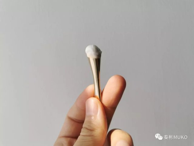 玫琳凯眼霜哪款好用 玫琳凯柔润精华眼霜怎么样