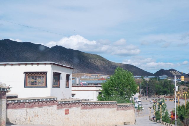 泰山景区附近的农家院住宿(泰山景区内住宿多少钱)