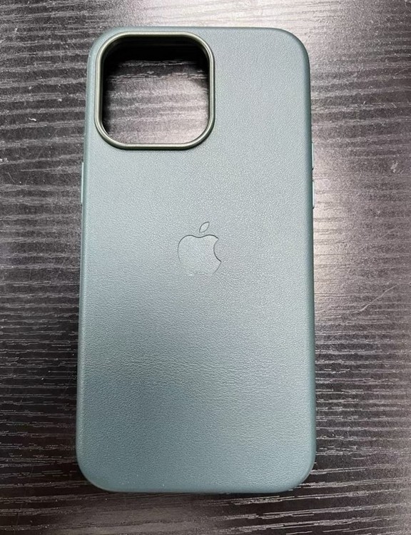 iPhone15Ultra新皮套设计曝光：外观大变