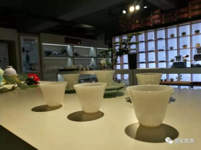 展鹏瓷砖怎么样展鹏瓷砖的优点有哪些 展鹏陶瓷怎么样