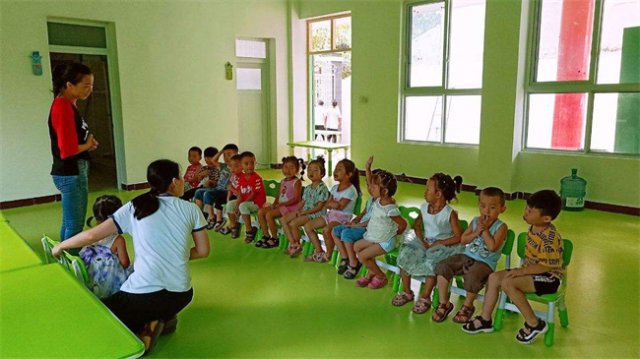 幼儿园孩子不听话怎么管教他，幼儿园幼儿不听话有什么好办法