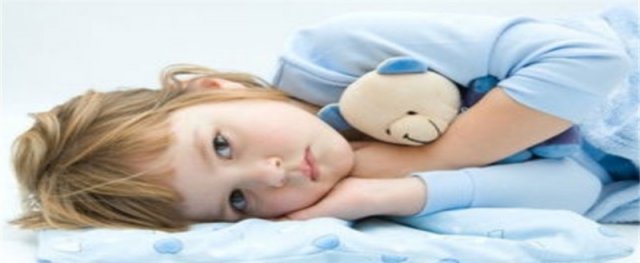 小孩睡眠不足对身体有什么危害吗 小孩睡眠不足对身体有什么危害和好处