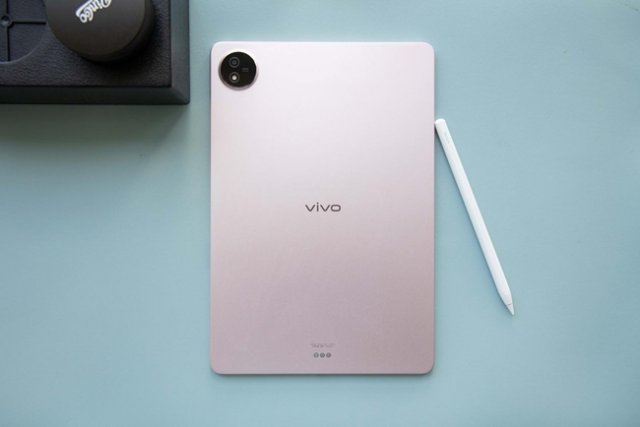 vivo Pad Air: 轻盈娱乐办公利器