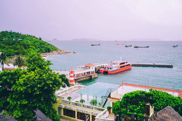 去鼓浪屿住岛上好还是岛外好呢，去鼓浪屿住岛上好还是岛外好一点