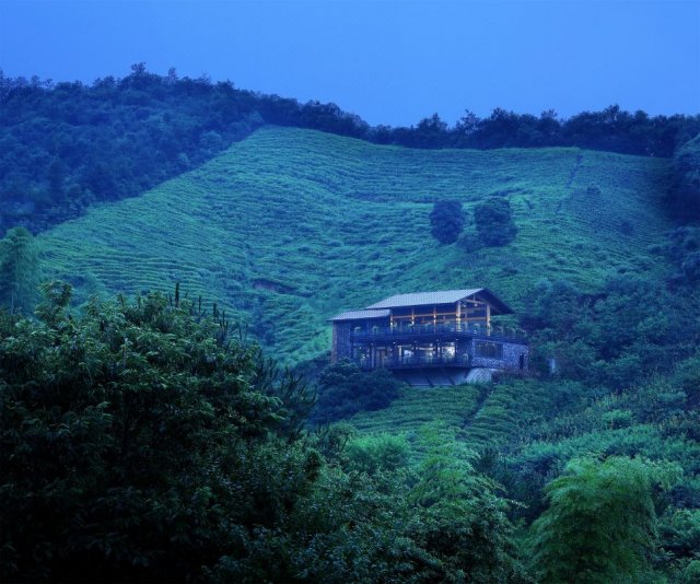 莫干山郡安里度假酒店 空中花园大床套房1晚套餐