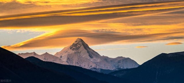 世界上十大最难攀登的山峰，世界十大最难攀登的山峰是