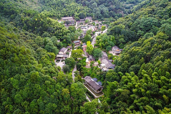 诗莉莉·北山三十六院溪 花涧精致房 1-2晚套餐(含双早+下午茶+艺文活动+晨间Hikin