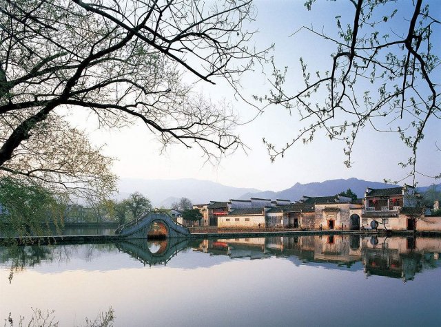 宏村景区宏村景区离黄山有多远(安徽宏村离黄山有多远)