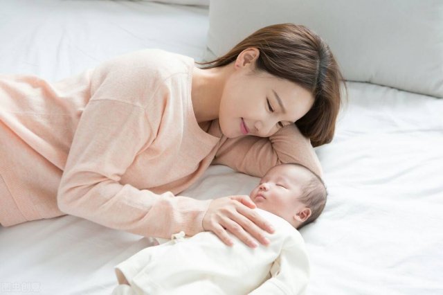 新生儿需要频繁母乳喂养吗
