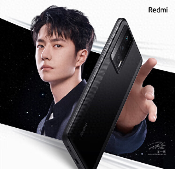 Redmi K70：强得离谱，让友商无地自容，鞭尸市场新标杆