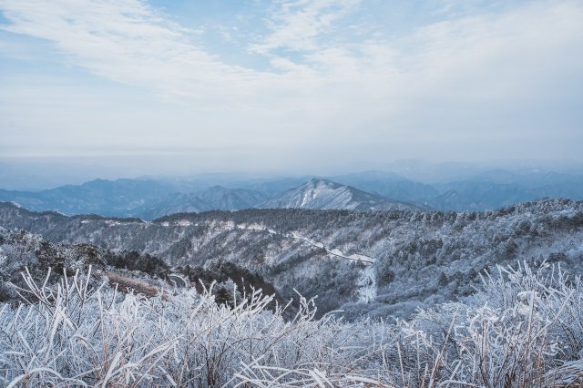 杭州中都青山湖畔大酒店山景高级大/双床房一晚套餐