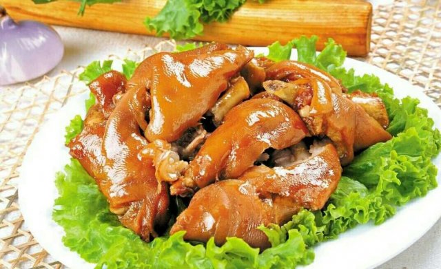 腊猪脚的15种家常做法 咸猪蹄怎么做好吃
