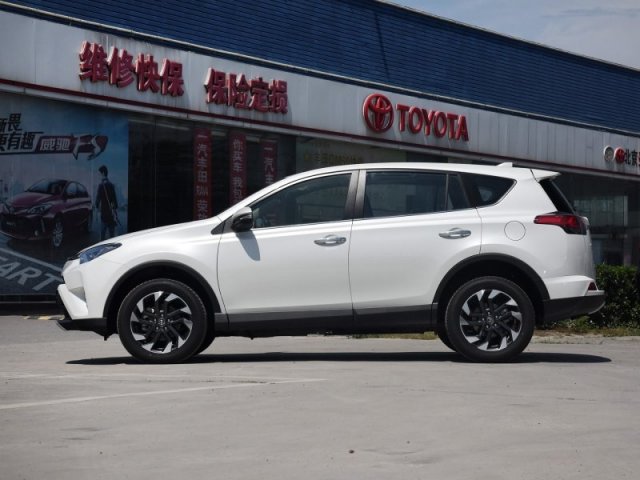 丰田荣放RAV4多少钱(丰田rav4荣放价格)