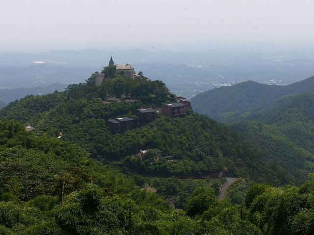 莫干山最全的旅游攻略享受山中的安静生活，莫干山自驾游旅游攻略