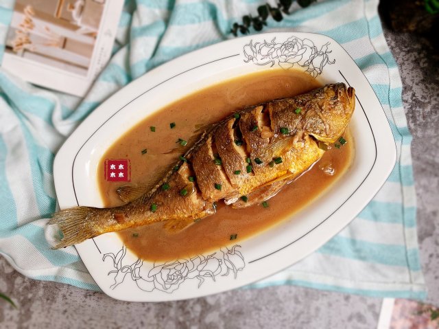 黄花鱼怎么做好吃推荐这四种最经典的做法大黄花鱼的9种做法让你吃到绝品美味
