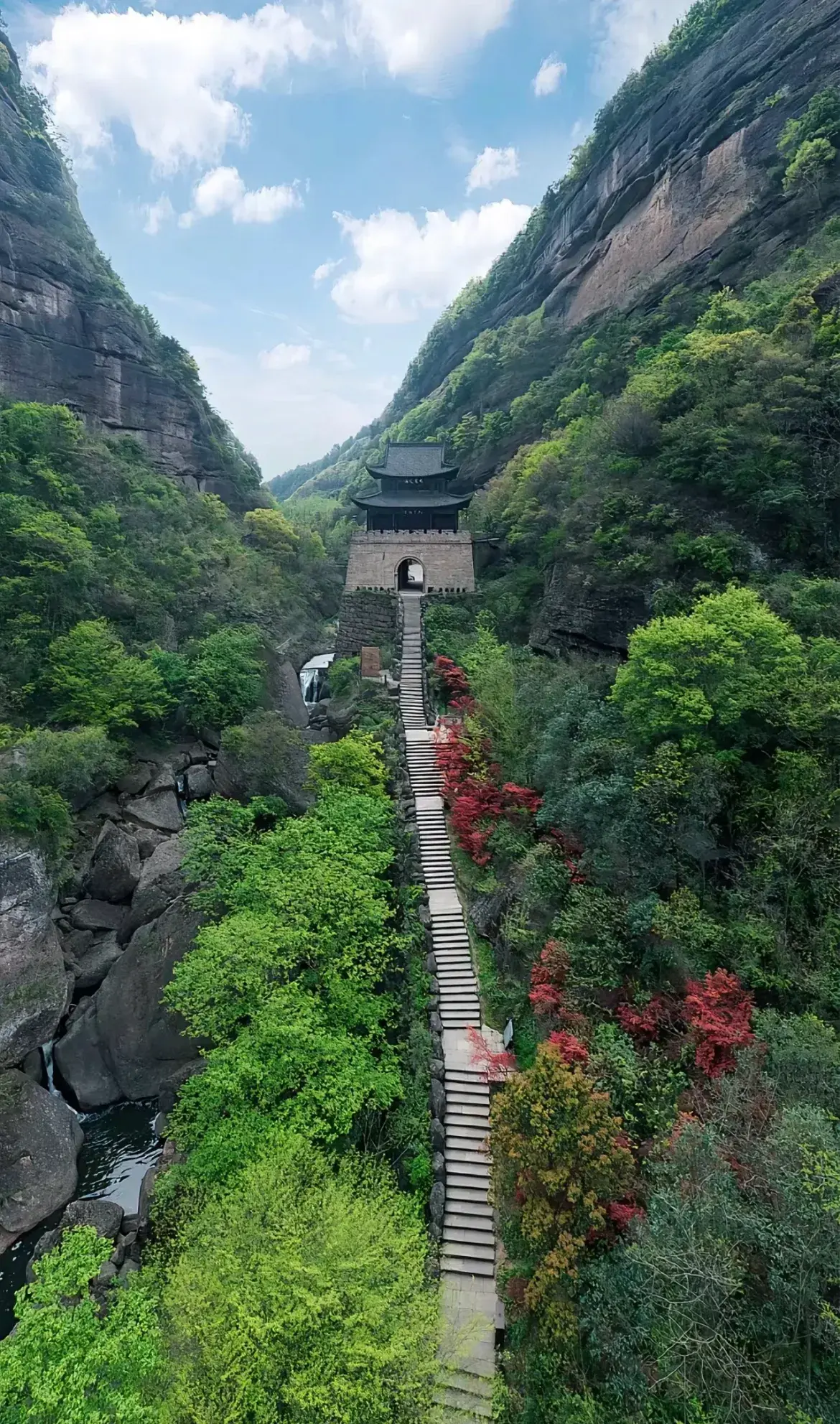 四川广元必去的景点，四川广元景点推荐