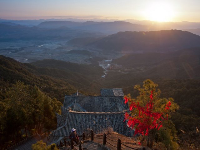 云南腾冲云峰山温泉度假酒店