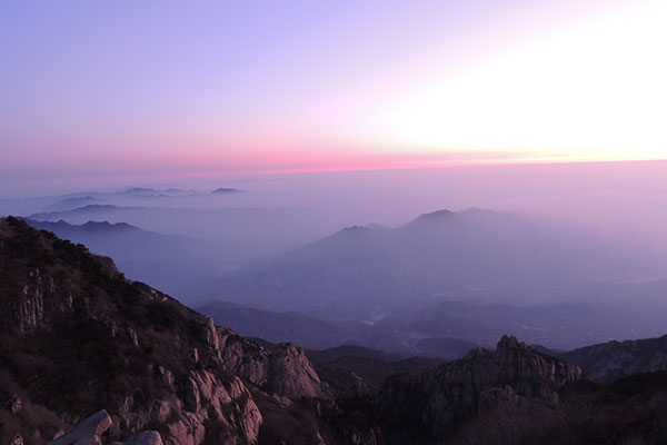 中国的五岳之首是哪座山 五岳之首是哪座山为什么