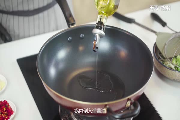 水煮鱼片的家常做法「水煮鱼片的家常做法用什么鱼」