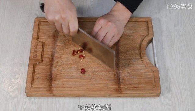 梅干菜烧五花肉的做法「梅干菜蒸五花肉最简单的做法」