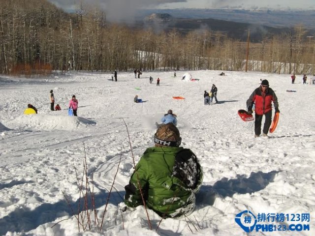 美国十大滑雪胜地在哪里，美国十大滑雪胜地排名