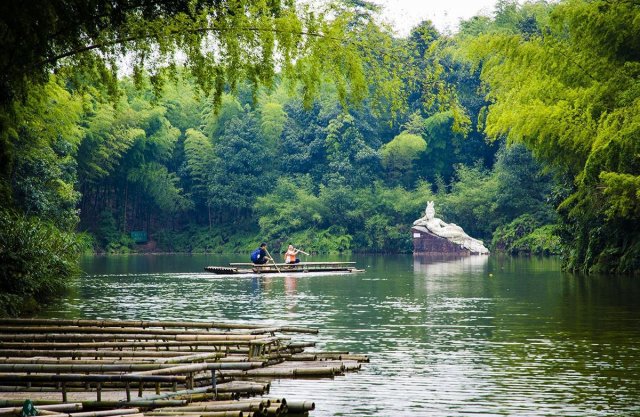 世界上最大的天然竹林景区——蜀南竹海