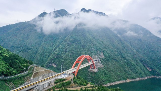 神农架旅游景点有哪些好玩的地方(神农架著名景点有哪些)