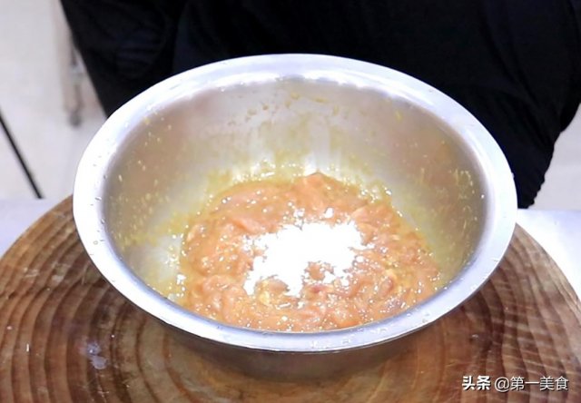 鲜嫩爽滑的杏鲍菇炒肉家常做法