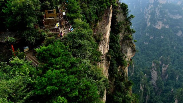 张家界旅游最佳时间是几月份，游张家界的最佳时间