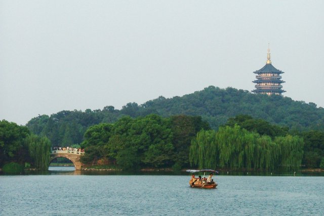 杭州旅游住哪好点「杭州旅游住哪比较好」