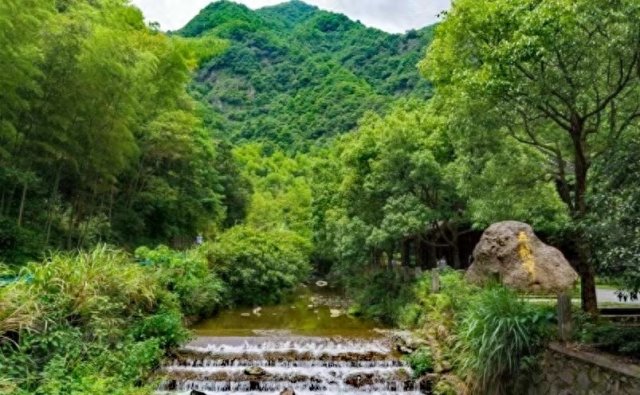 宁波十大必玩景点有哪些(宁波必去的十大景点)