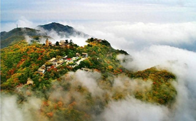 甘肃十大必玩景点有哪些(甘肃十大必去景点)