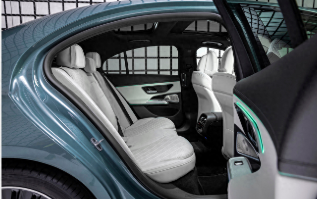 在欧首发 全新Mercedes-Benz E-Class Sedan