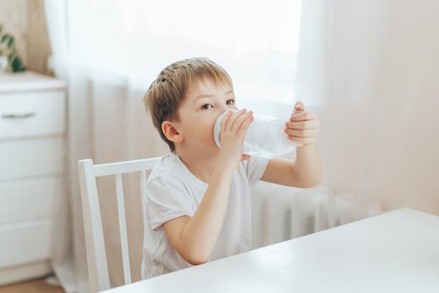 小孩不喝奶粉怎么办 断奶后小孩不喝奶粉怎么办