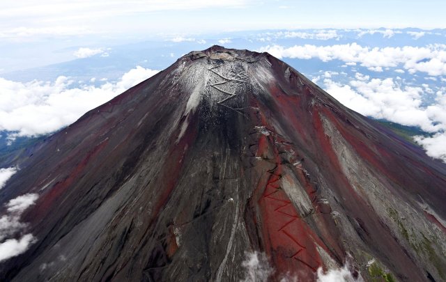 富士山面积有多大平方公里(日本富士山面积多大)