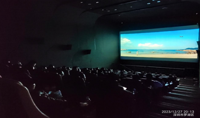 《海风暖暖》深圳展映大获成功，明年五一档全国上映