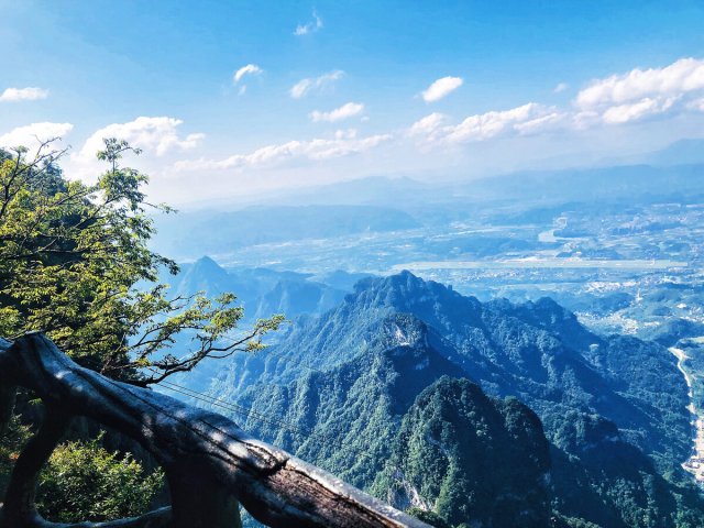 张家界旅游门票多少钱一个人「张家界5天4晚要多少钱」