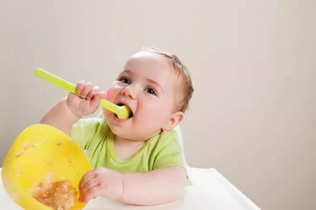 婴幼儿辅助食品应尽量单独制作