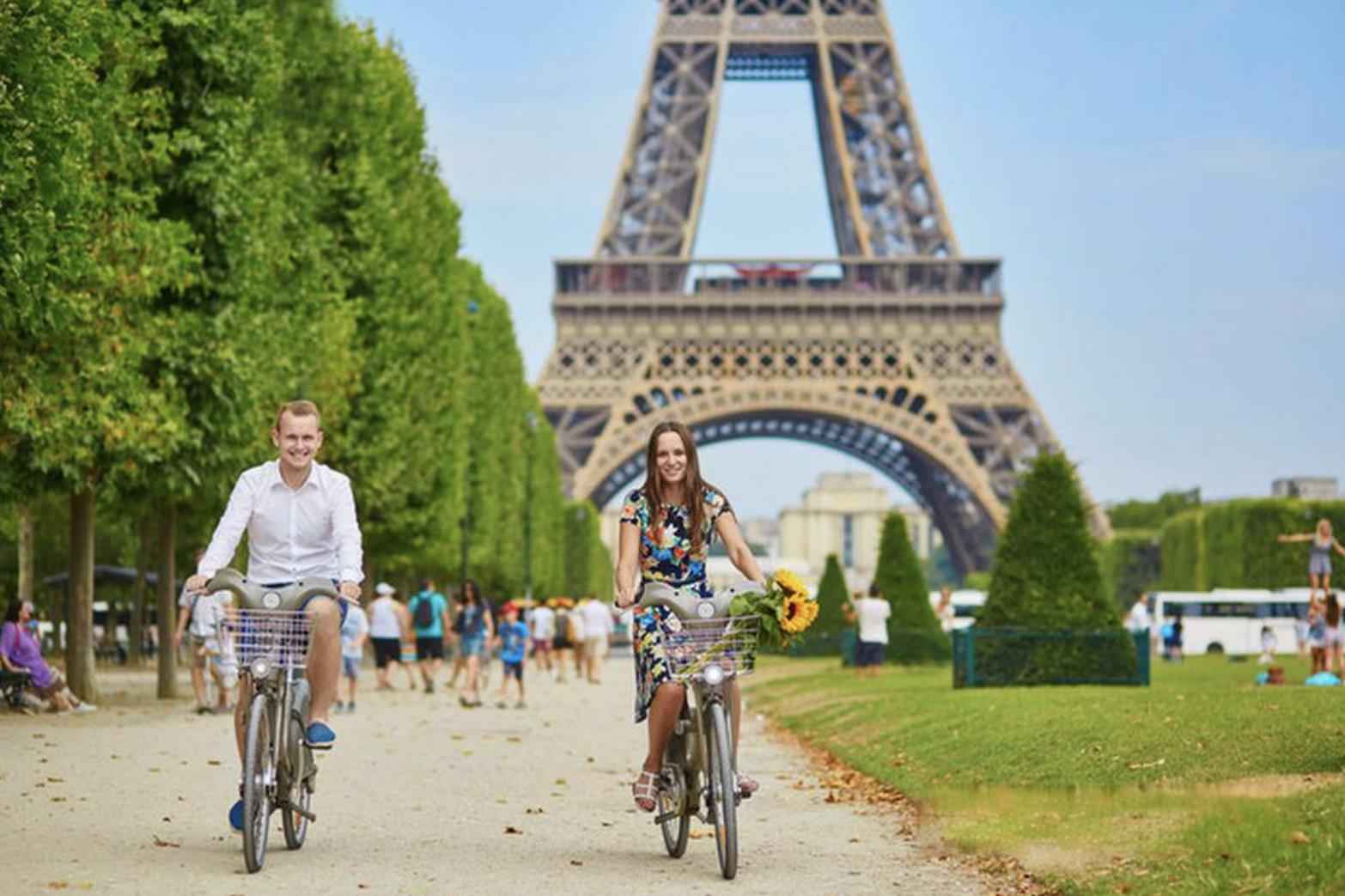 骑车去巴黎旅游需要注意什么事项 骑车去巴黎旅游需要注意什么细节