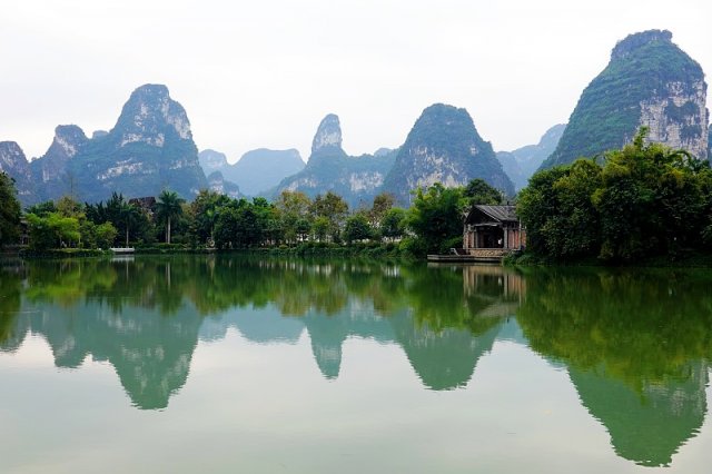 带孩子老人去哪旅游好(暑假带老人孩子去哪里旅游好杭州)