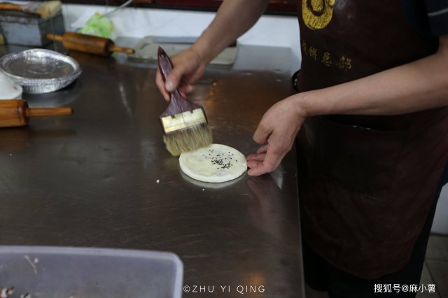 浙江丽水美食盛宴：缙云土爽面跻身六强，烧饼荣登榜首