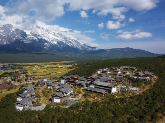 丽江金茂璞修雪山酒店3388元起/2晚有效期至2024年