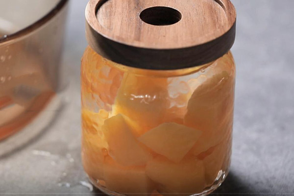黄桃罐头怎么做 黄桃罐头怎么做才好吃