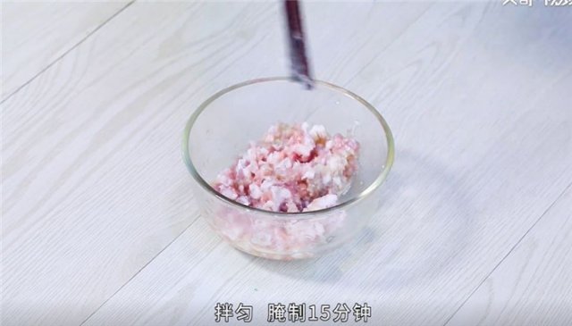 肋排蒸芋头怎么做，芋头饺子怎么做